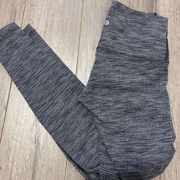 Lululemon Wunder Under 28” - Picture 1 of 3